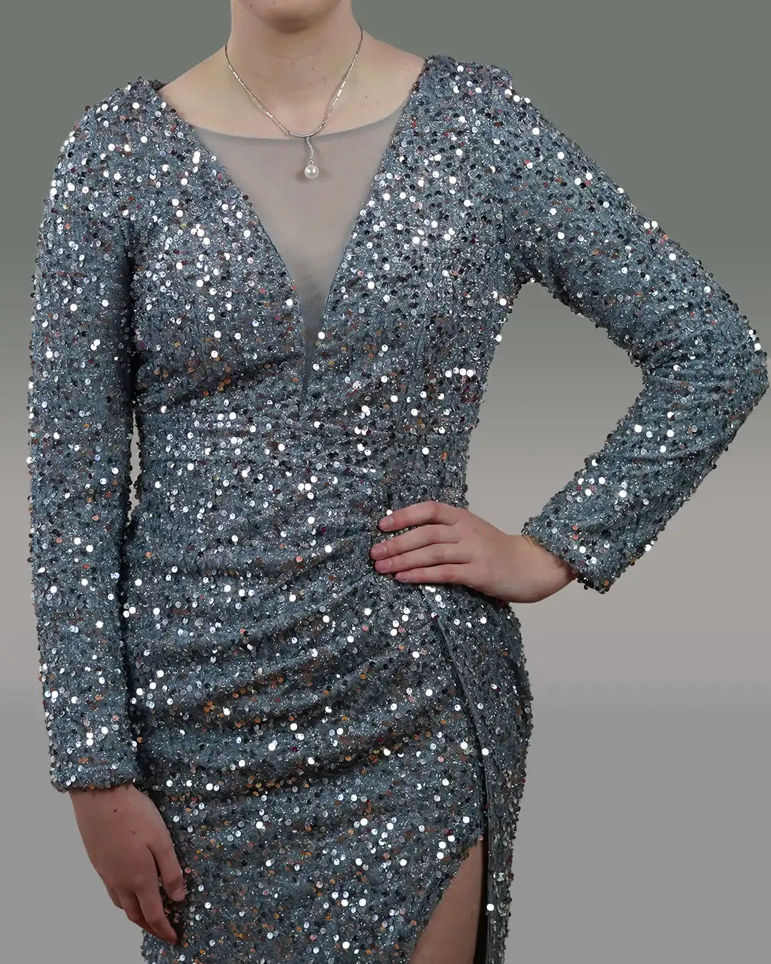 Elegant Sheath Column V-Neck Long Sleeve Sweep Train Velvet Sequins Shimmery Dress